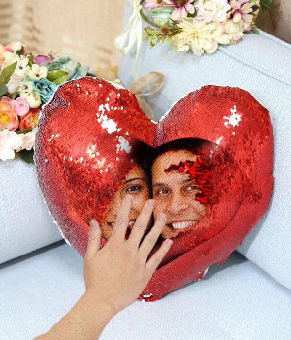magic-pillow-red-color-heart-shape magic-pillow-red-color-heart-shape
