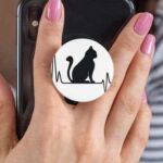 pop socket - black cat 1