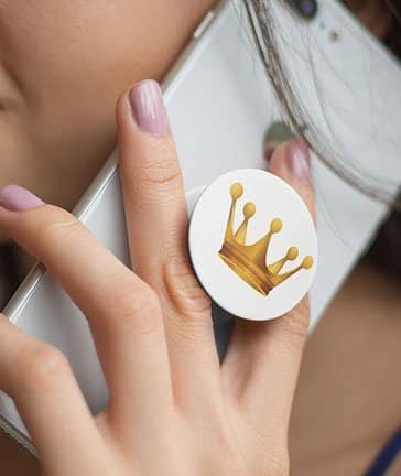pop-socket-queen